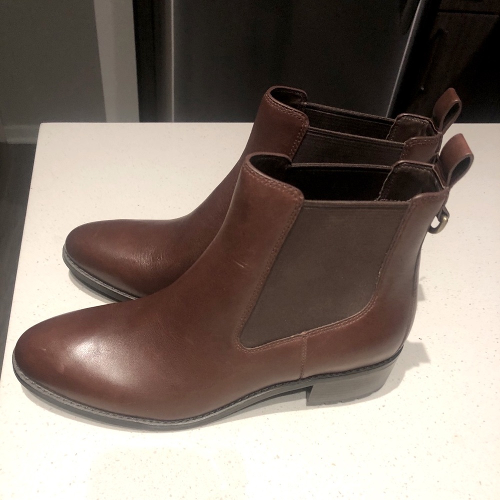 Size 11 Women’s Cole Haan Boots
